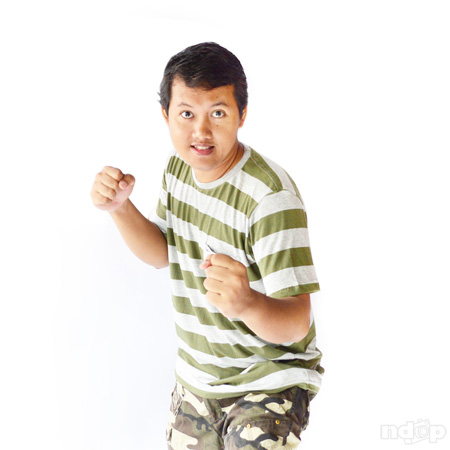 Kaos Army Grey Stripe dari paradays