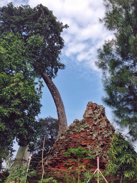 Candi Lor Nganjuk dari dekat