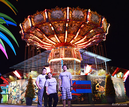 Foto bareng di Batu Night Spectacular 
