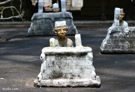 Miniatur kuburan 
