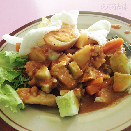 Gado-gado di warung baru