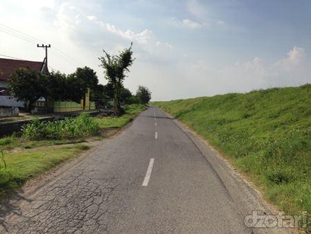 Jalan di kecamatan Plandaan