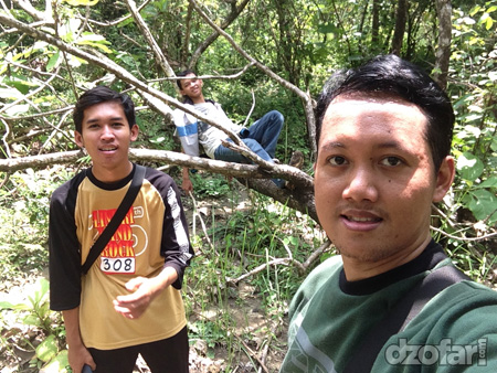 Selfie di hutan