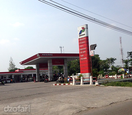 Pom Bensin Lengkong