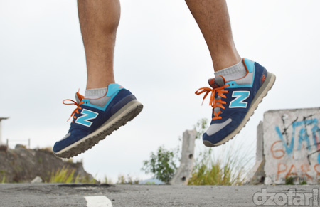 Sepatu New Balance 574 Wide 2E