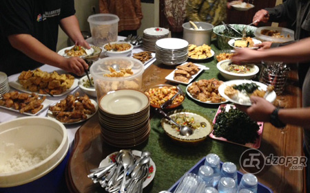 Makan malam