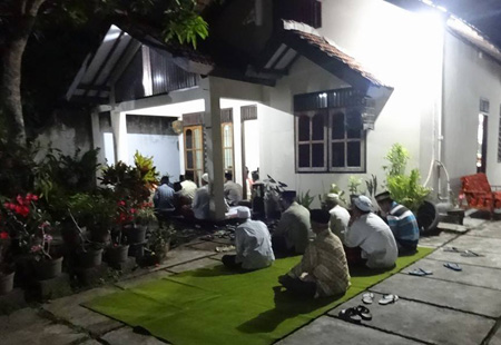 Tahlilan di Sumbergelmpol