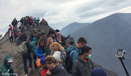 Puncak kawah Bromo