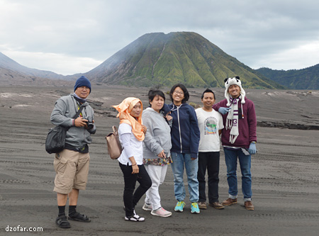 Bareng rombongan jeep