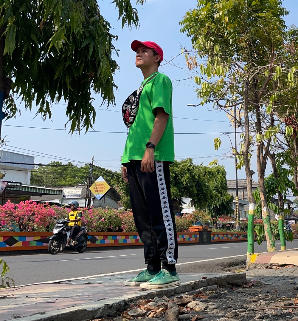 Pose nyegat gerep