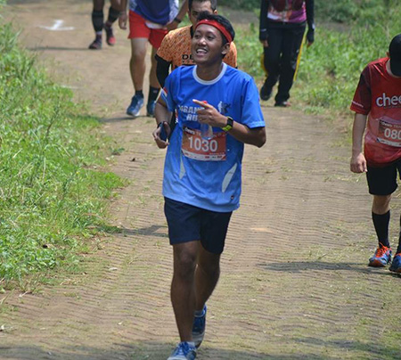 lari santai